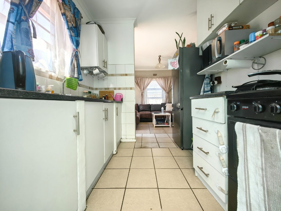 To Let 2 Bedroom Property for Rent in Bay View Western Cape